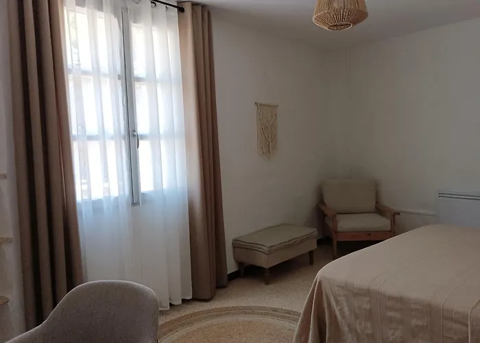 La Maison De La Traverse
